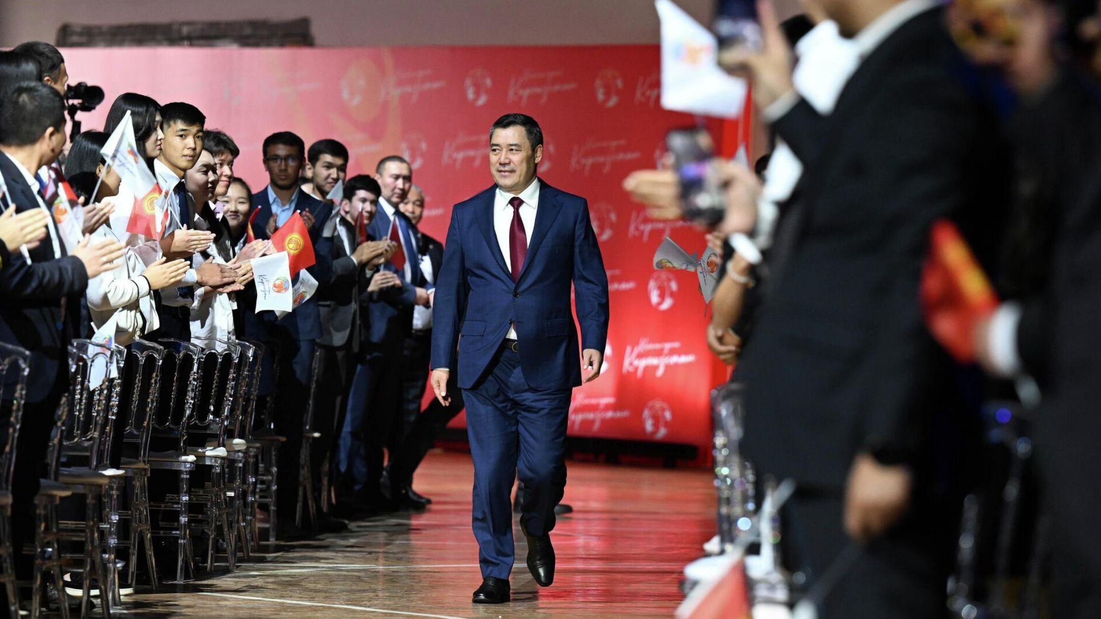 Садыр Жапаров